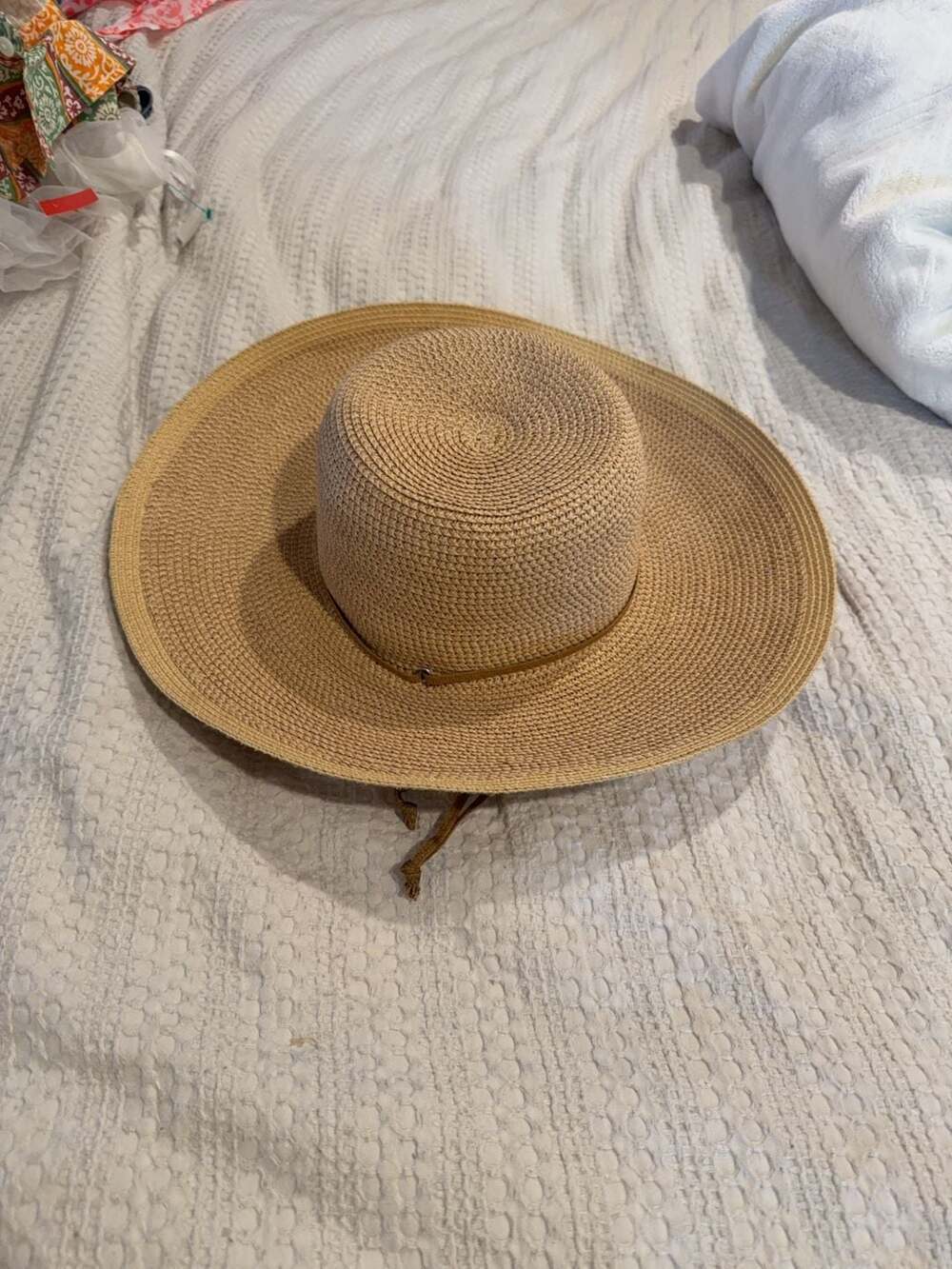 Midwest Gloves & Gear Women's Straw Sun Hat with Chin Strap